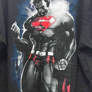 Superman Graphic T-Shirt